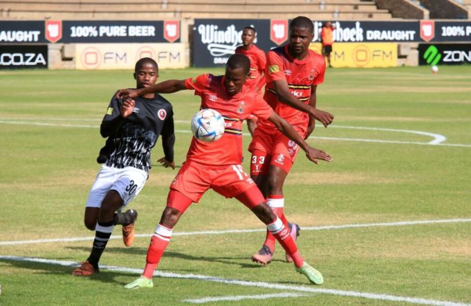 10-Man Hungry Lions Hold On To Secure Draw Against Tuks - DFA