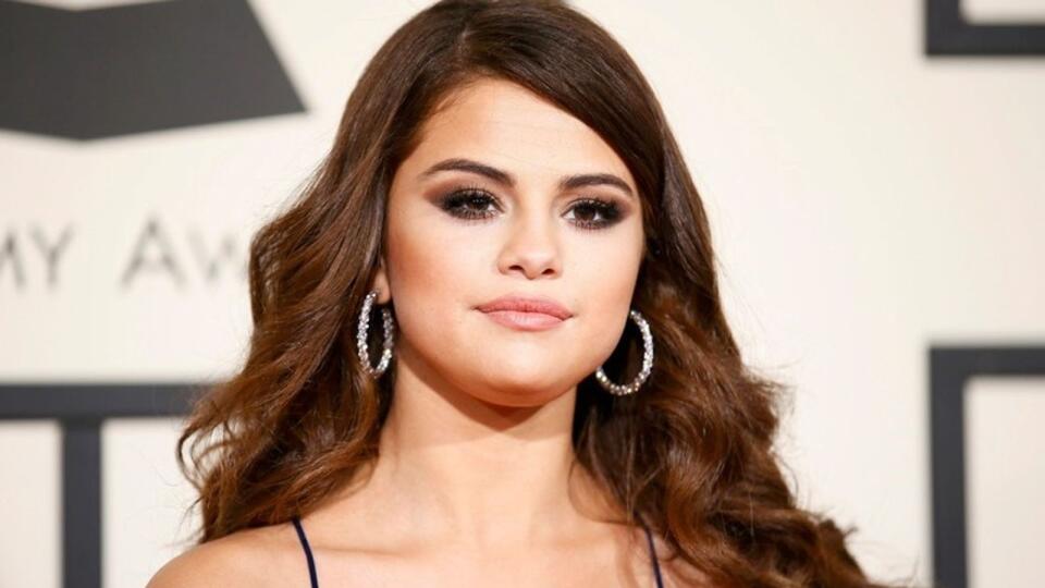 Selena Gomez Confesses To Having Botox Done Dfa 3171